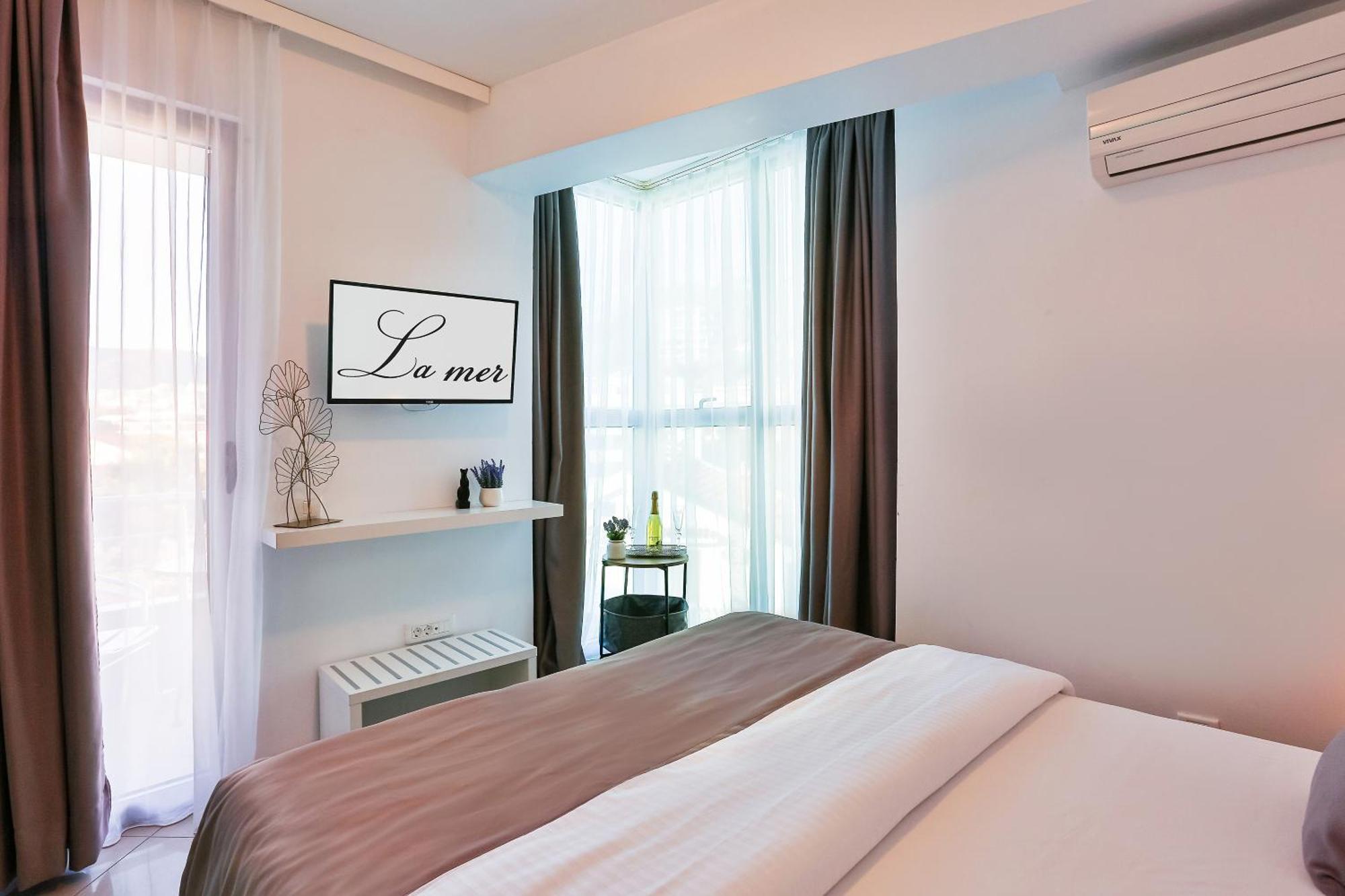 Hotel La Mer Будва Экстерьер фото